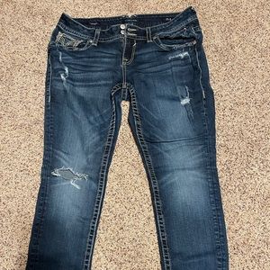 Vigoss, New York Boyfriend. Double button waist.  Size 16.  L28.  Distressed.